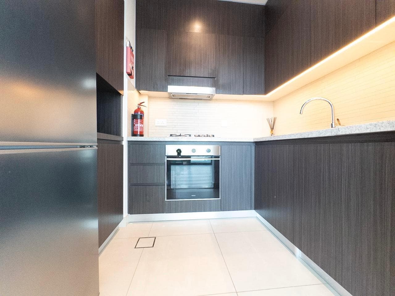 Prime Zabeel View | Direct Mall Access — 9